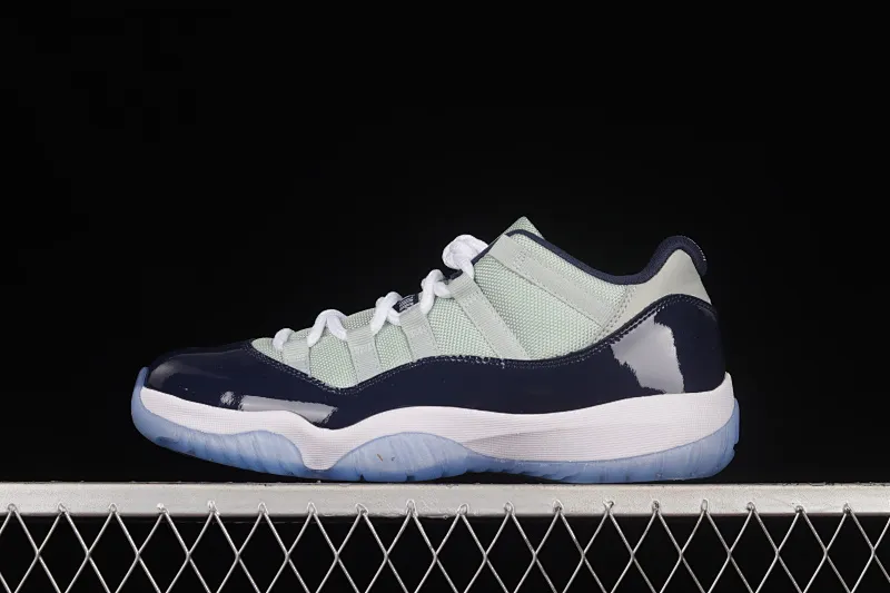 All categories Air Jordan Jordan series basketball shoes Air Jordan 11 F version Air Jordan 11 Retro Low AJ11 navy low top layer genuine standard genuine carbon sports culture basketball shoes 528895-007